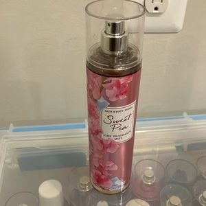 Bath & Body Works Sweet Pea